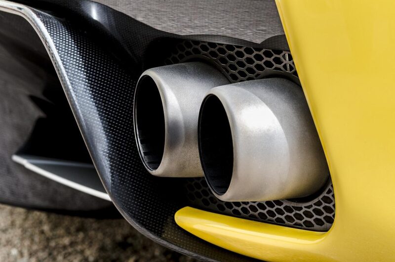 A car exhaust. Image by Nerivill via pixabay.com.